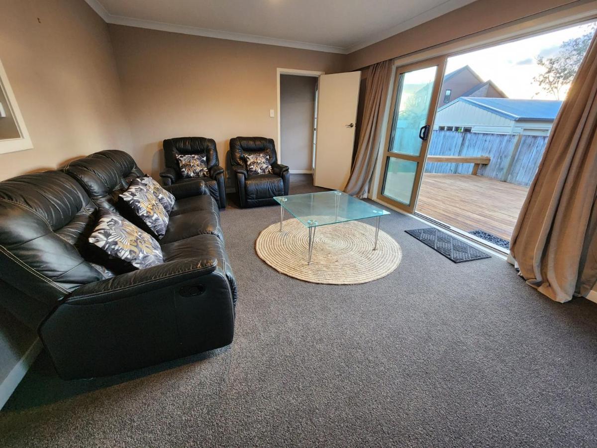 Endeavour Adventures Apartment แฮมิลตัน ภายนอก รูปภาพ