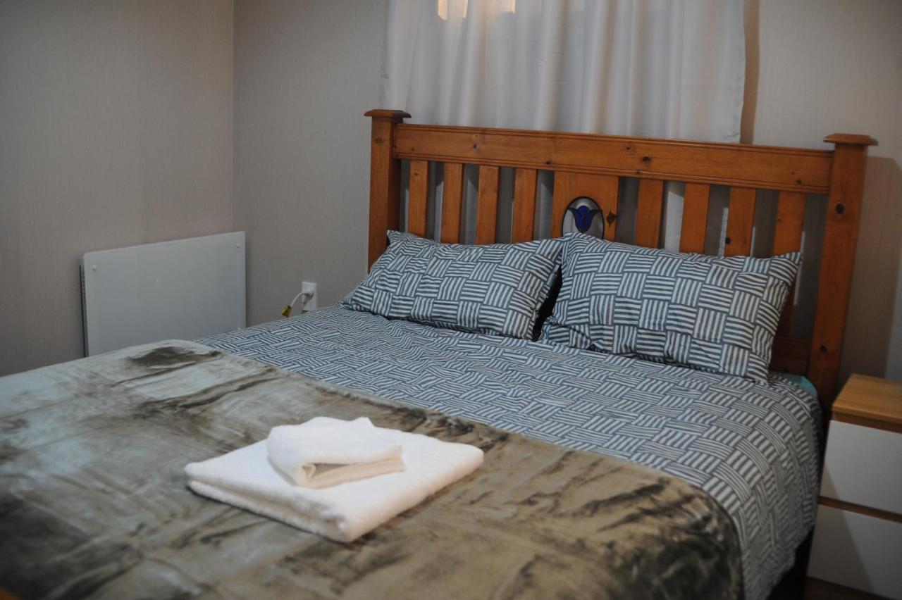 Endeavour Adventures Apartment แฮมิลตัน ภายนอก รูปภาพ